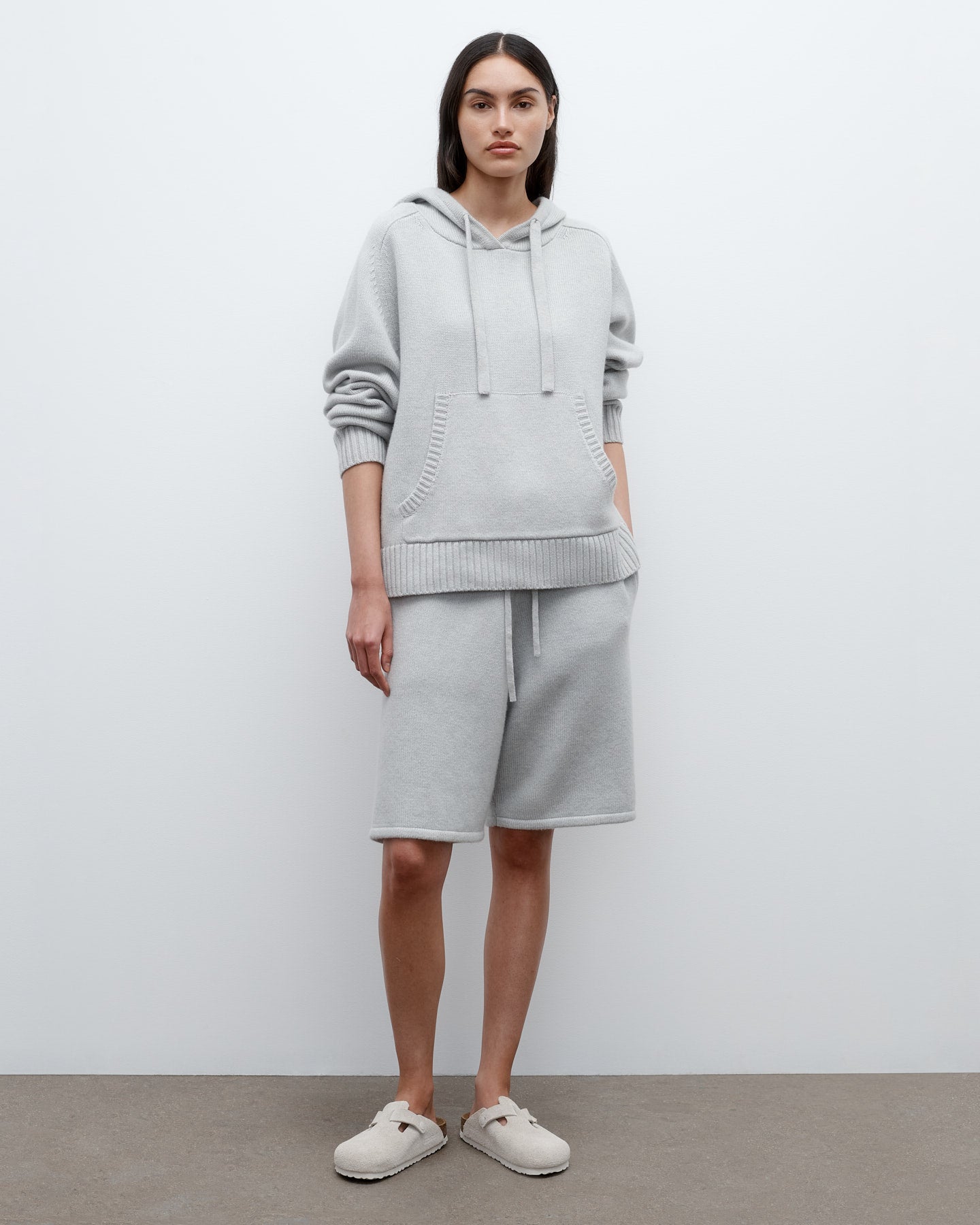 TWP White heather grey Saddle Crew Hoodie in Cashmere view 2