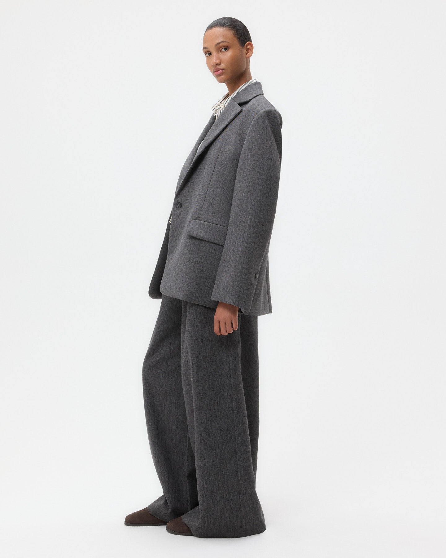 TWP Medium heather grey Jillian Blazer in Structured Wool Suiting view 3