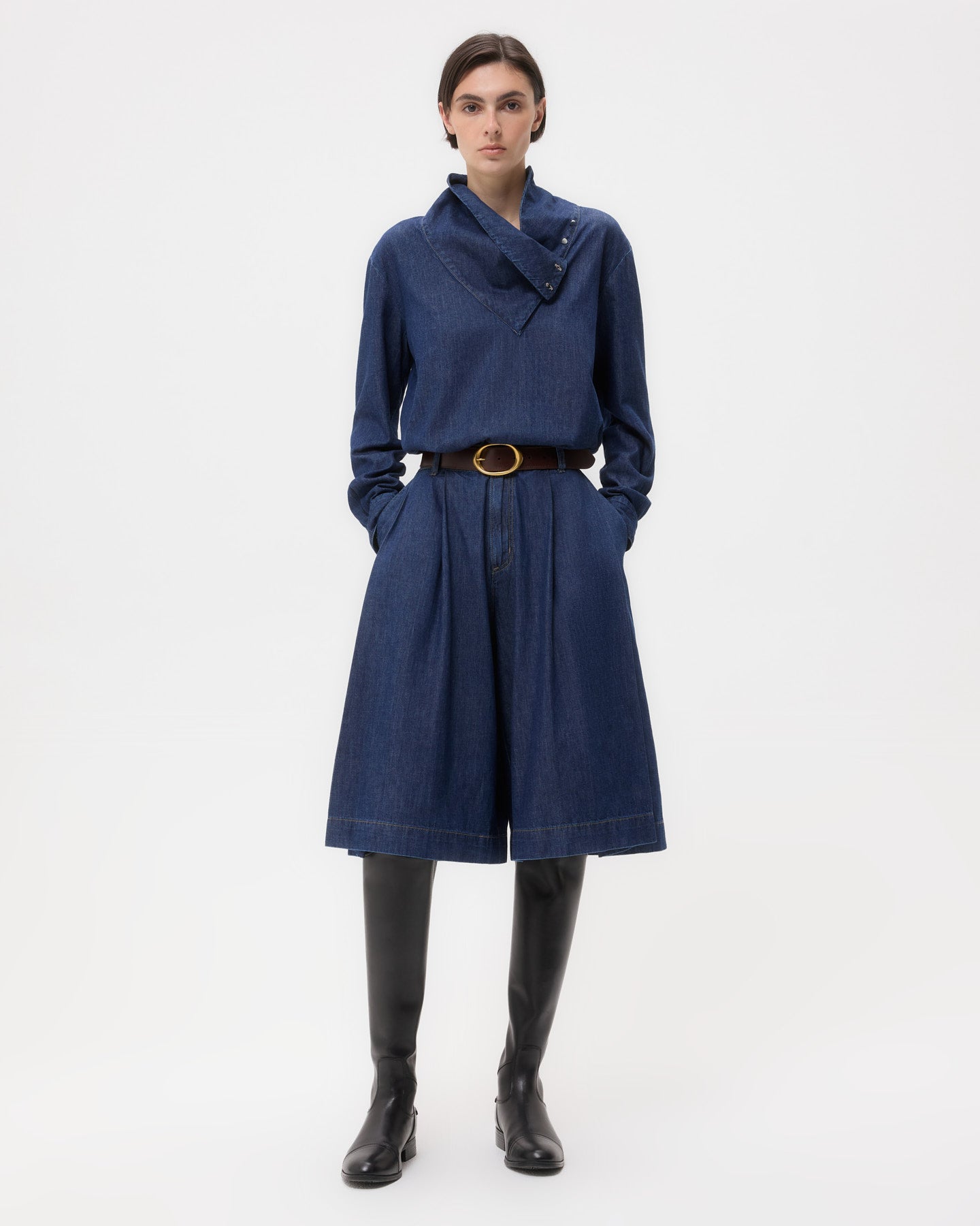 TWP Dark stone Steffens Short in Shirting Denim view 4