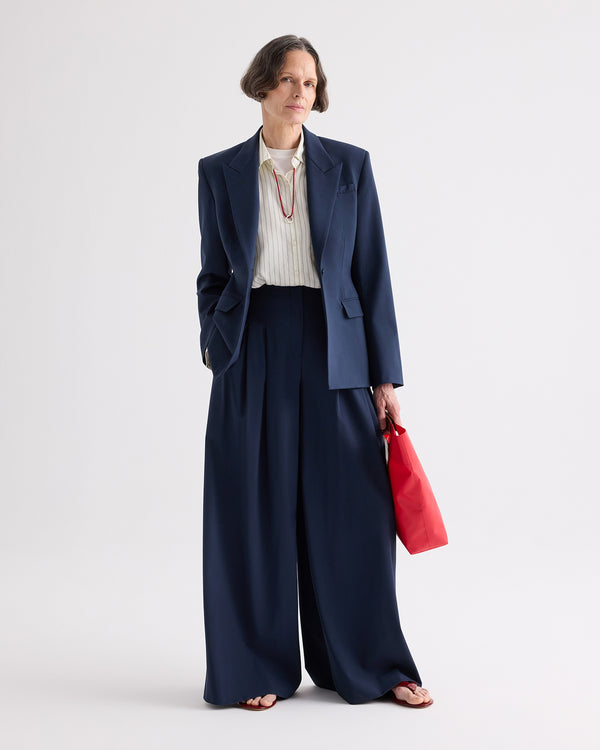 TWP Blueberry Jasper Blazer in Ultrafine Twill Suiting view 4