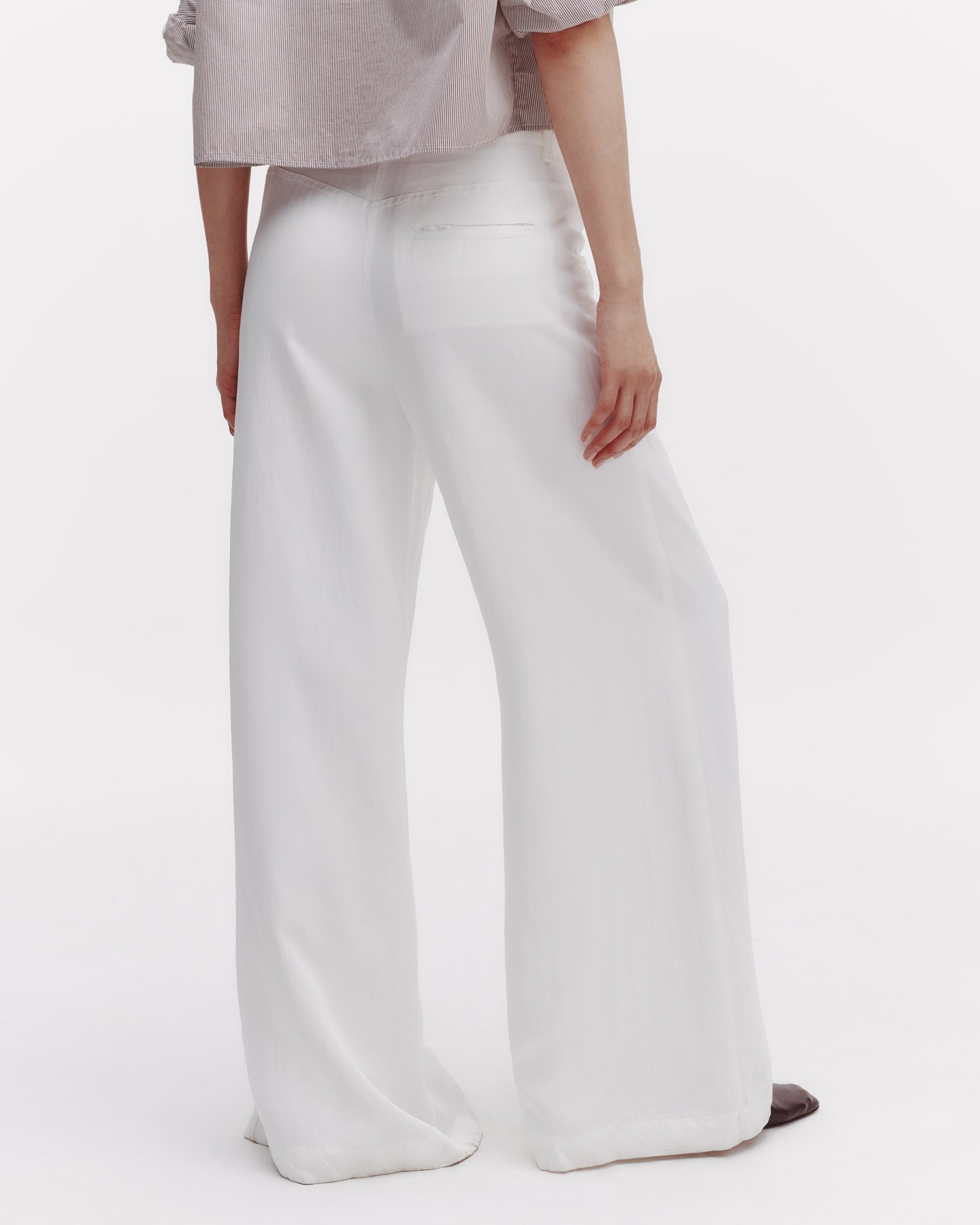 TWP White Dee&#39;s Trouser in Coated Viscose Linen view 4