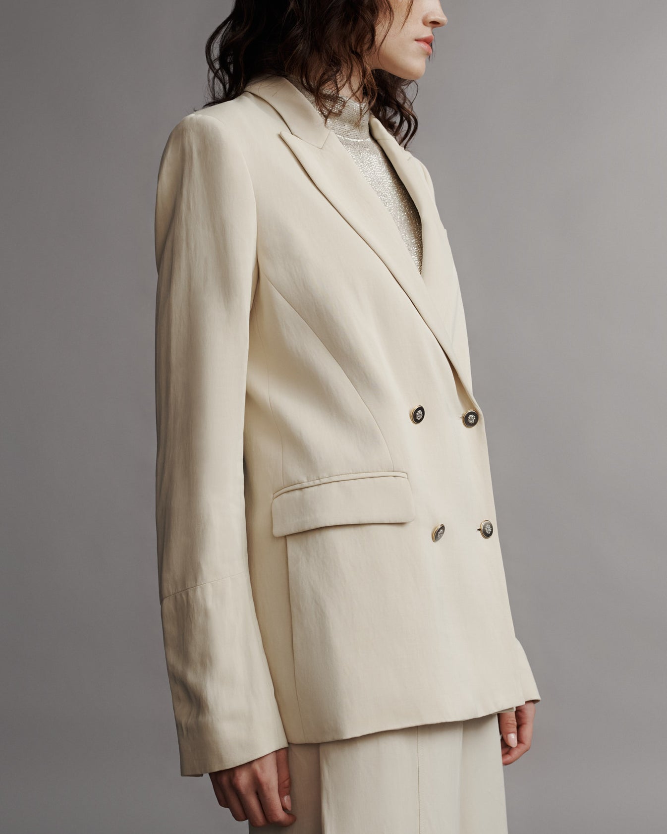TWP French butter My Second Husband Blazer in Coated Viscose Linen view 4