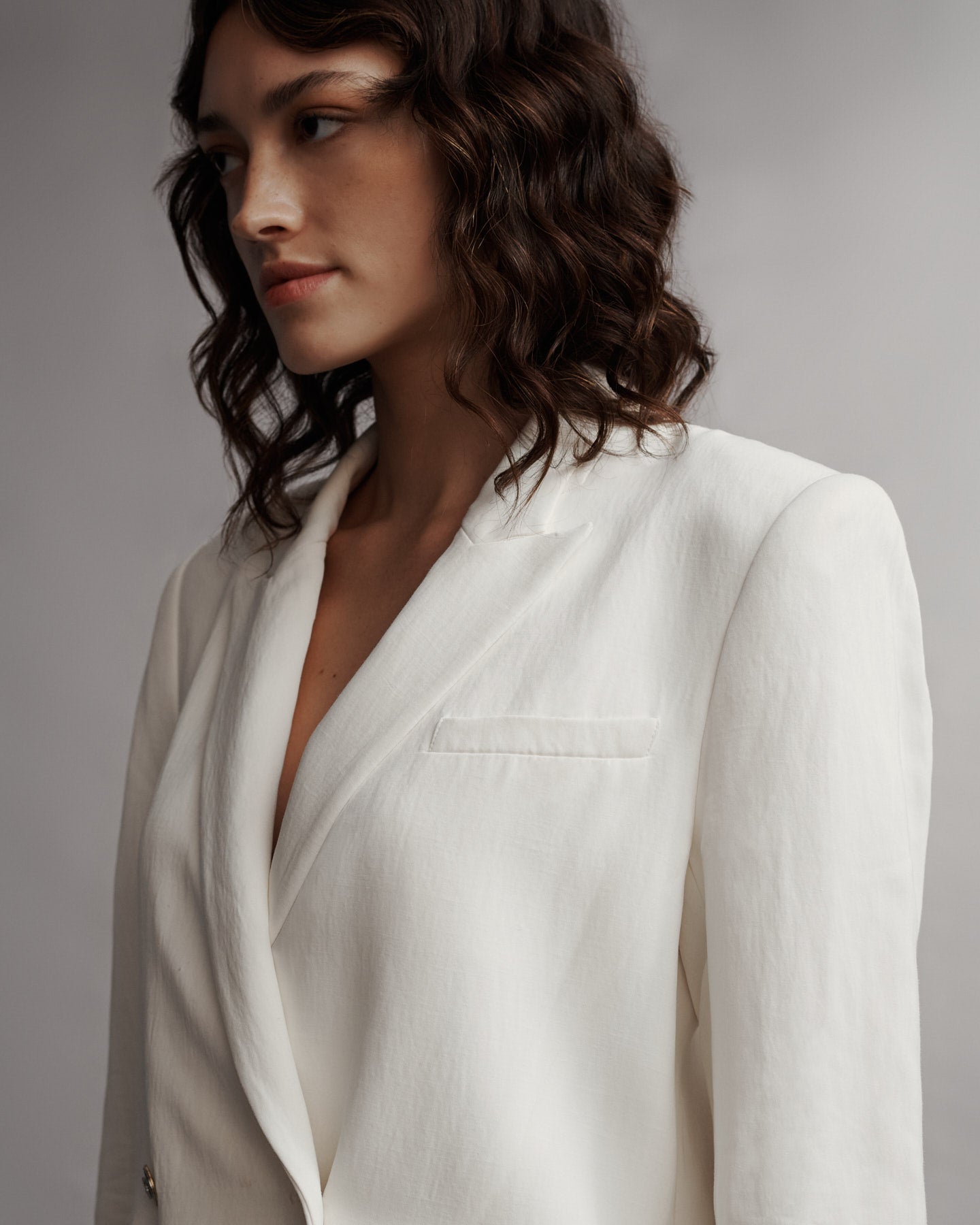 TWP White My Second Husband Blazer in Coated Viscose Linen view 3