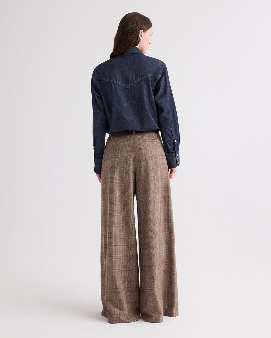 TWP Indigo resin Yellowstone in Denim Shirting view 5