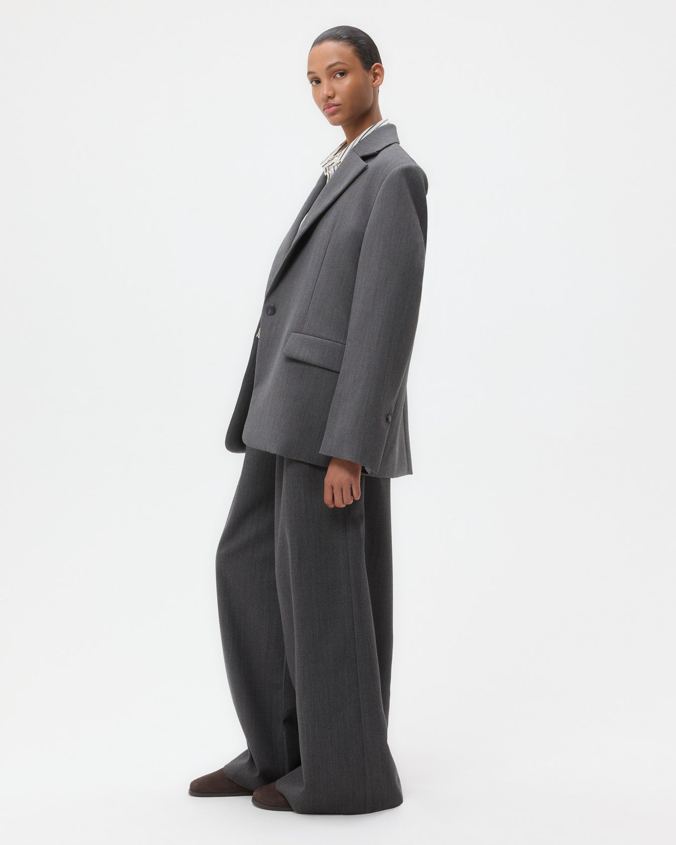 TWP Medium heather grey Jillian Blazer in Structured Wool Suiting view 3