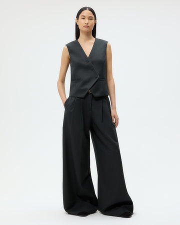 TWP Dark spruce Tyler Vest in Structured Wool Suiting view 2