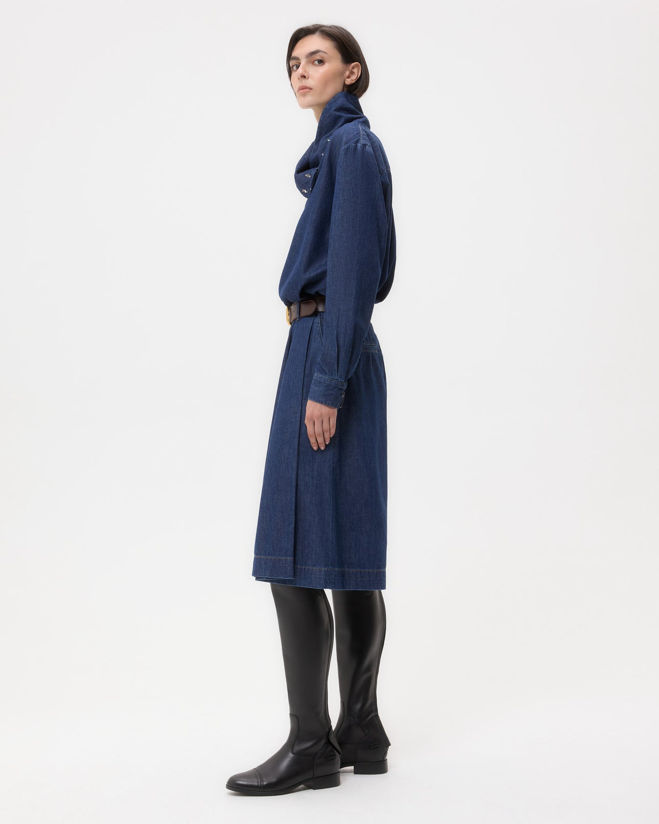 TWP Dark stone Steffens Short in Shirting Denim view 5