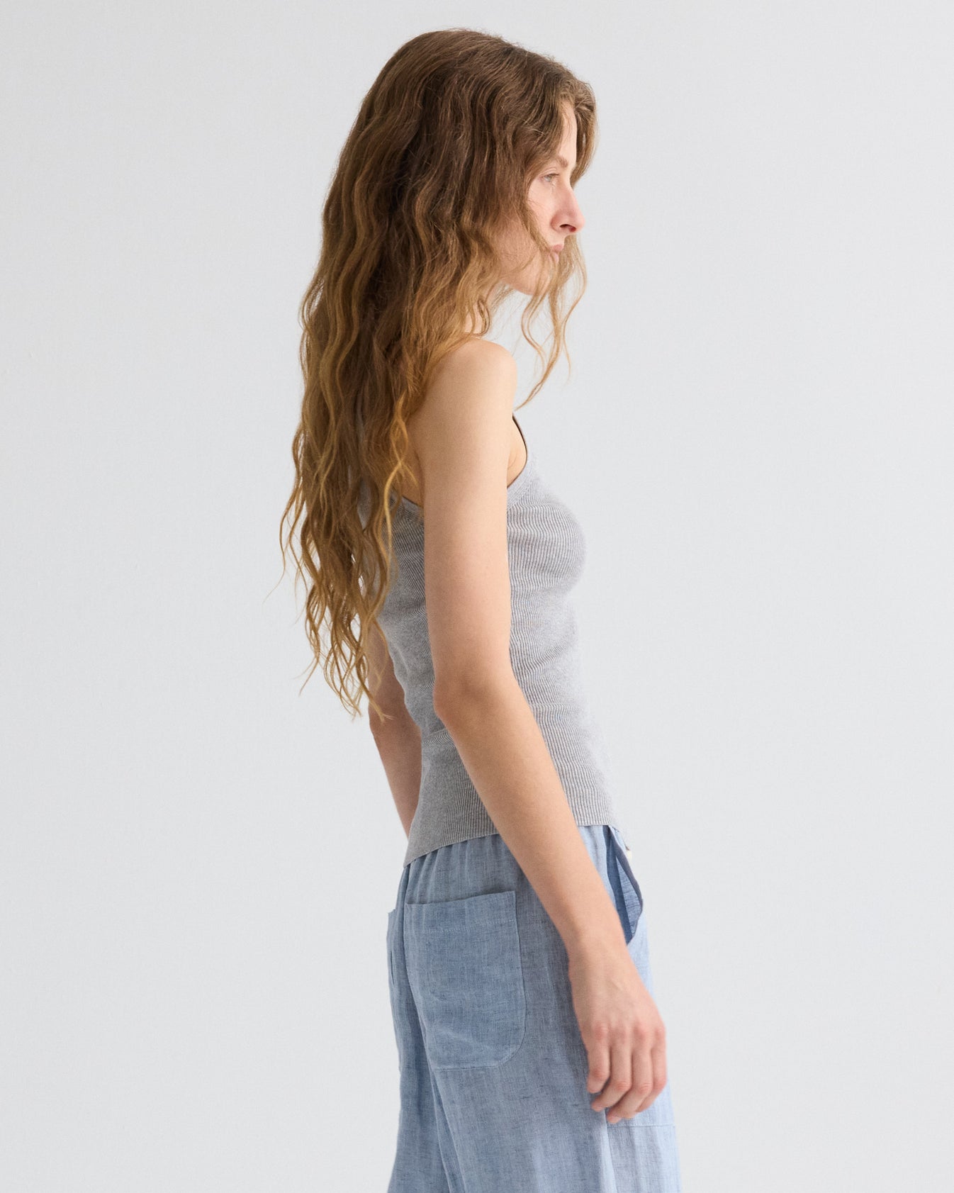 TWP Light heather grey Harbor Tank in Cotton Silk view 4