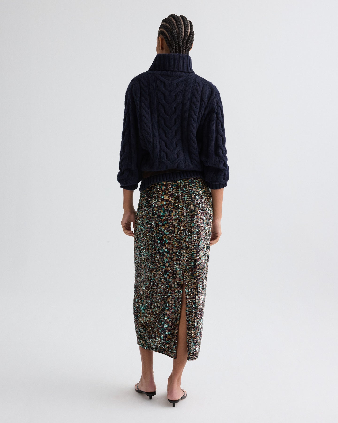 Midnight Traveling T Neck Sweater in Italian Cashmere | TWP