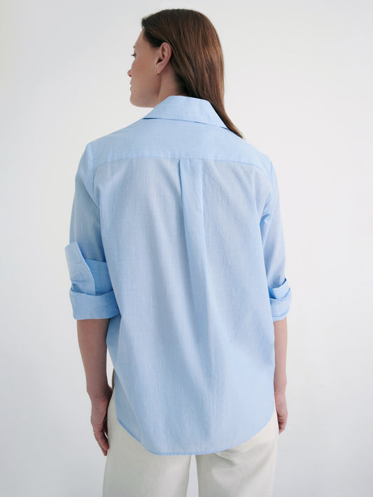 TWP French blue / white Boyfriend Shirt in Linen view 6