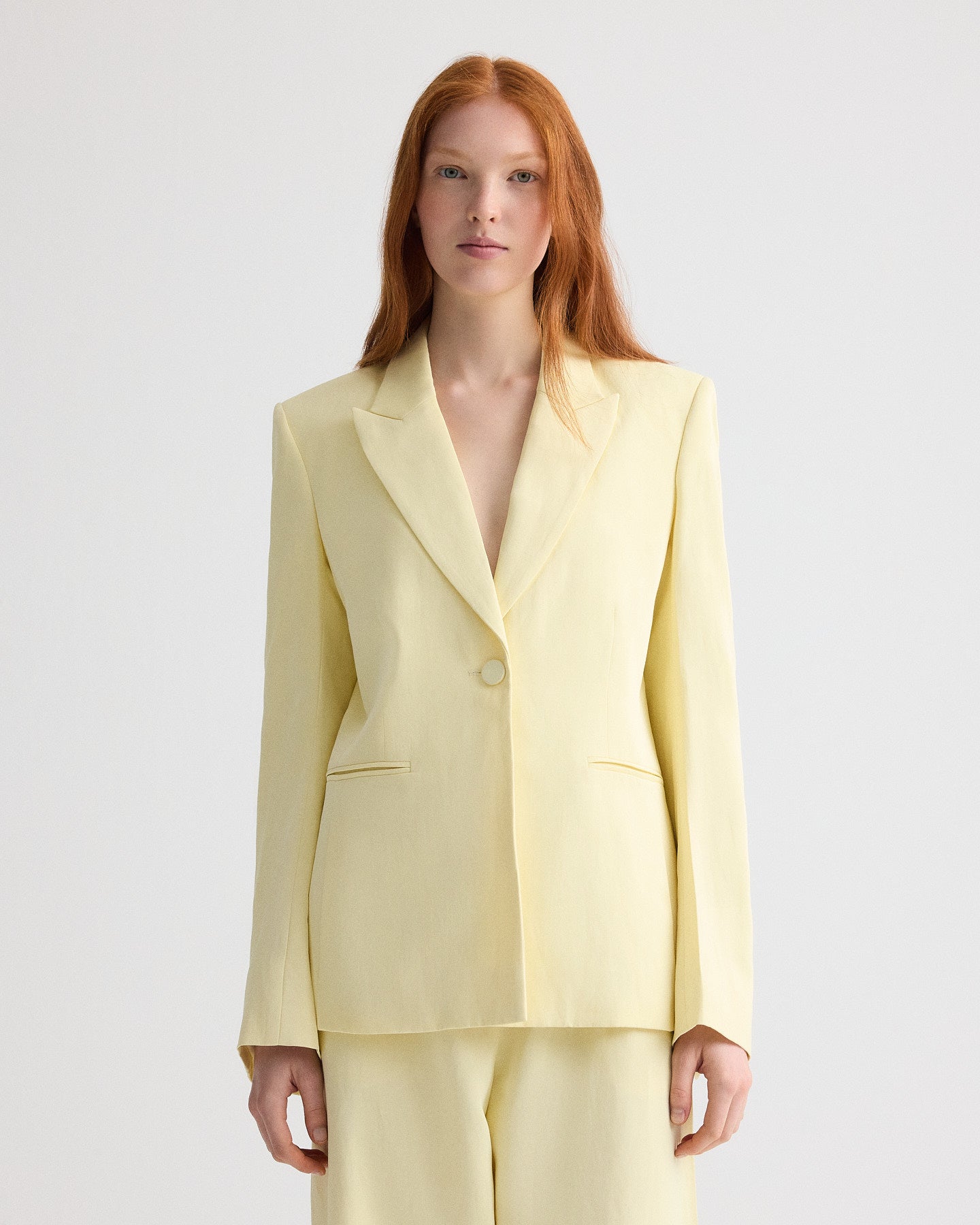 TWP Flan Her Fit Blazer in Coated Viscose Linen view 2