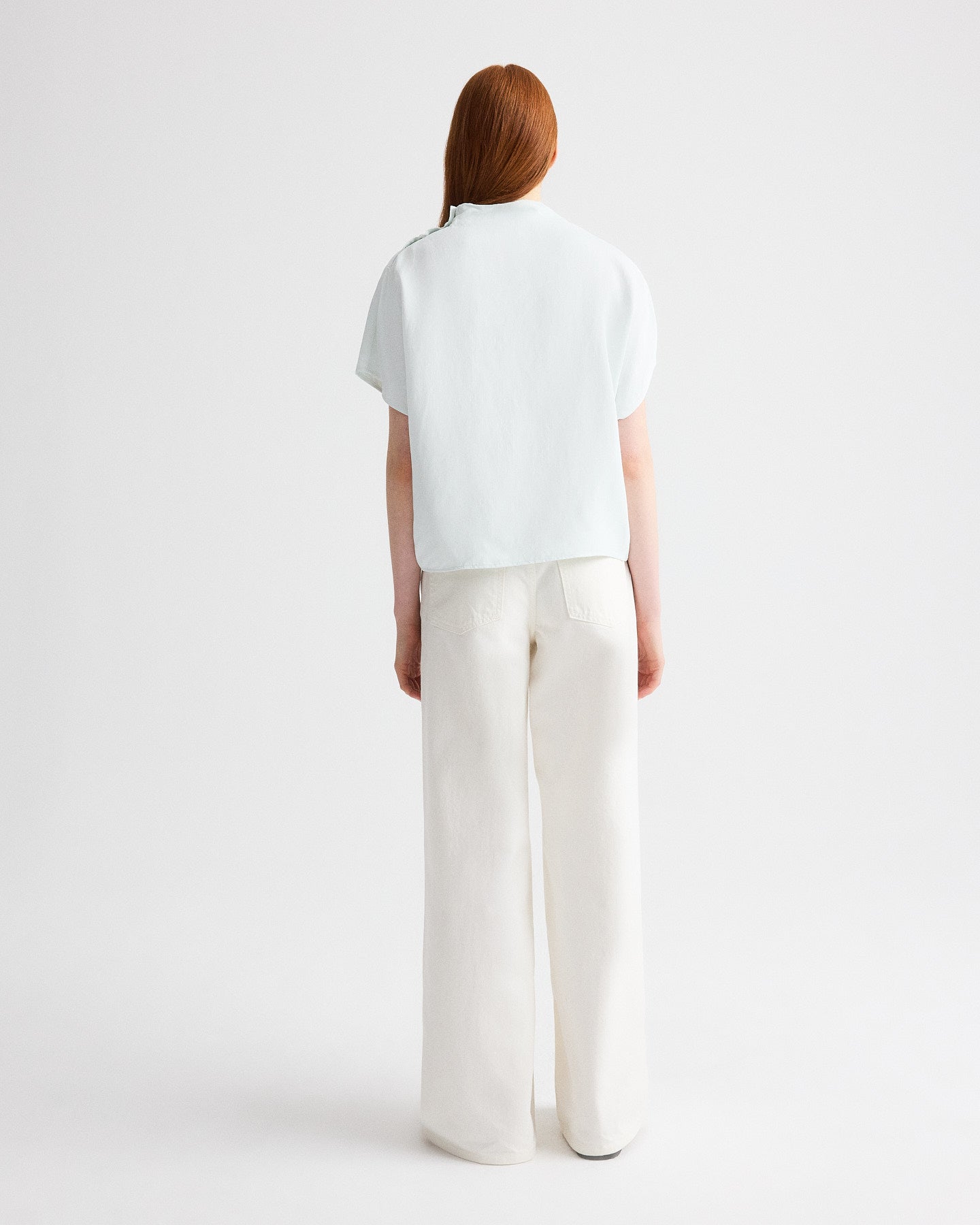 Blue flower Mock Neck Tee in Coated Viscose Linen | TWP